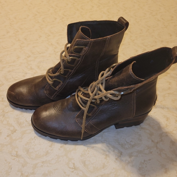 Sorel leather boot size 10 - Picture 7 of 7